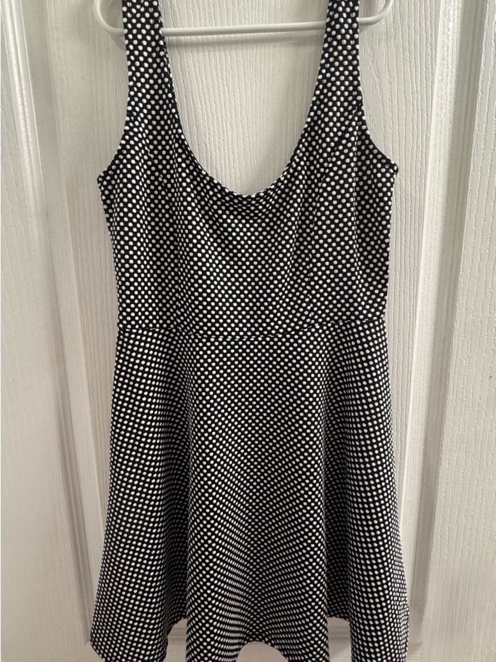 Black & White Polka Dot Scoop Neck Dress